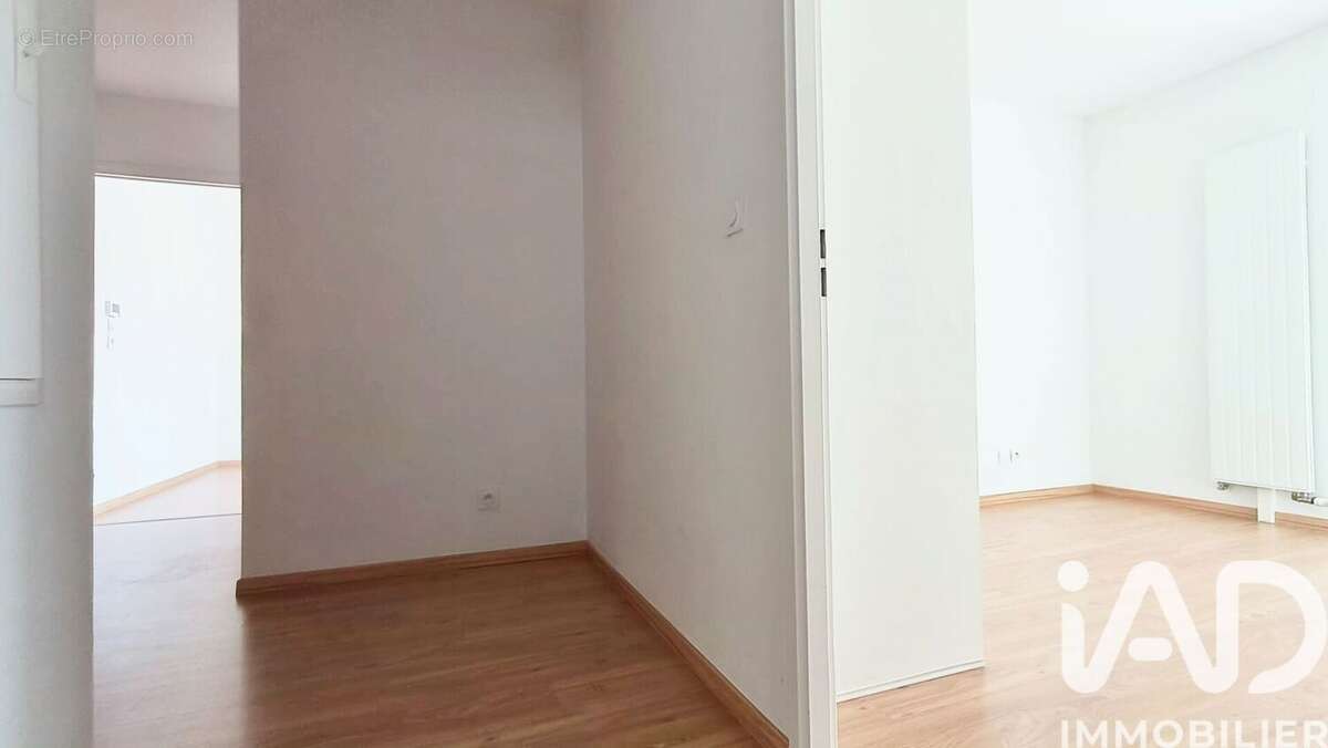 Photo 6 - Appartement à SAINT-BRICE-COURCELLES