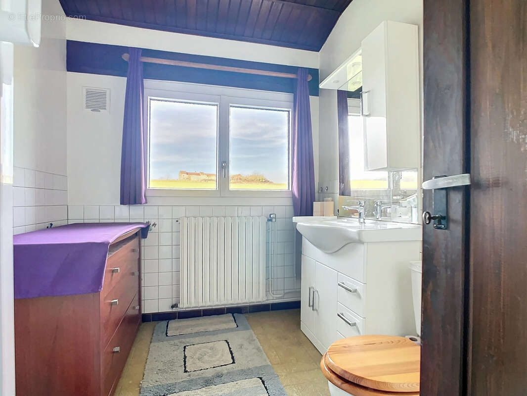 Maison à VIELS-MAISONS