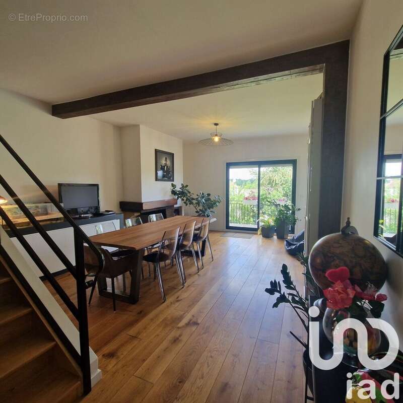 Photo 2 - Maison à VIGNY