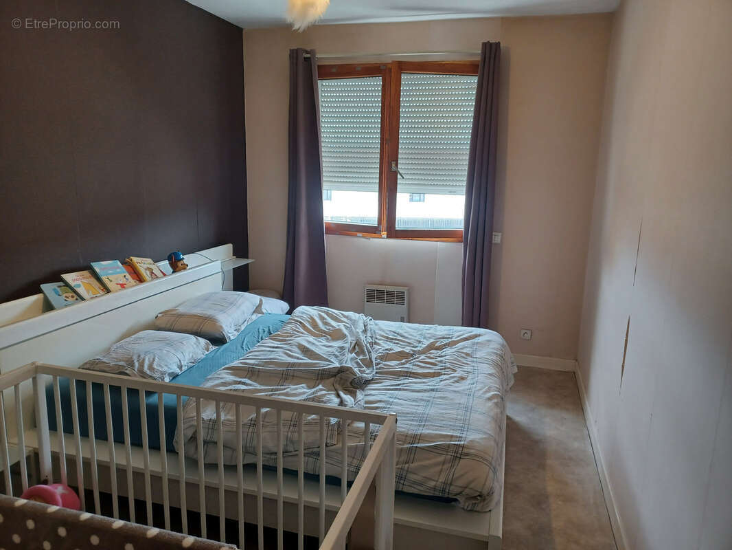 Appartement à LE PEAGE-DE-ROUSSILLON