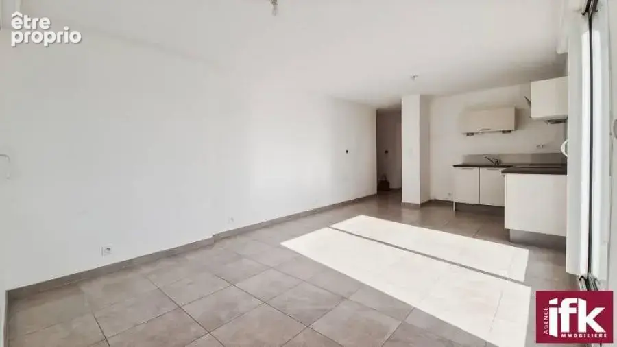 HORBOURG-WIHR : Appartement 2 pièces avec terrasse, garage et parking - photo 5