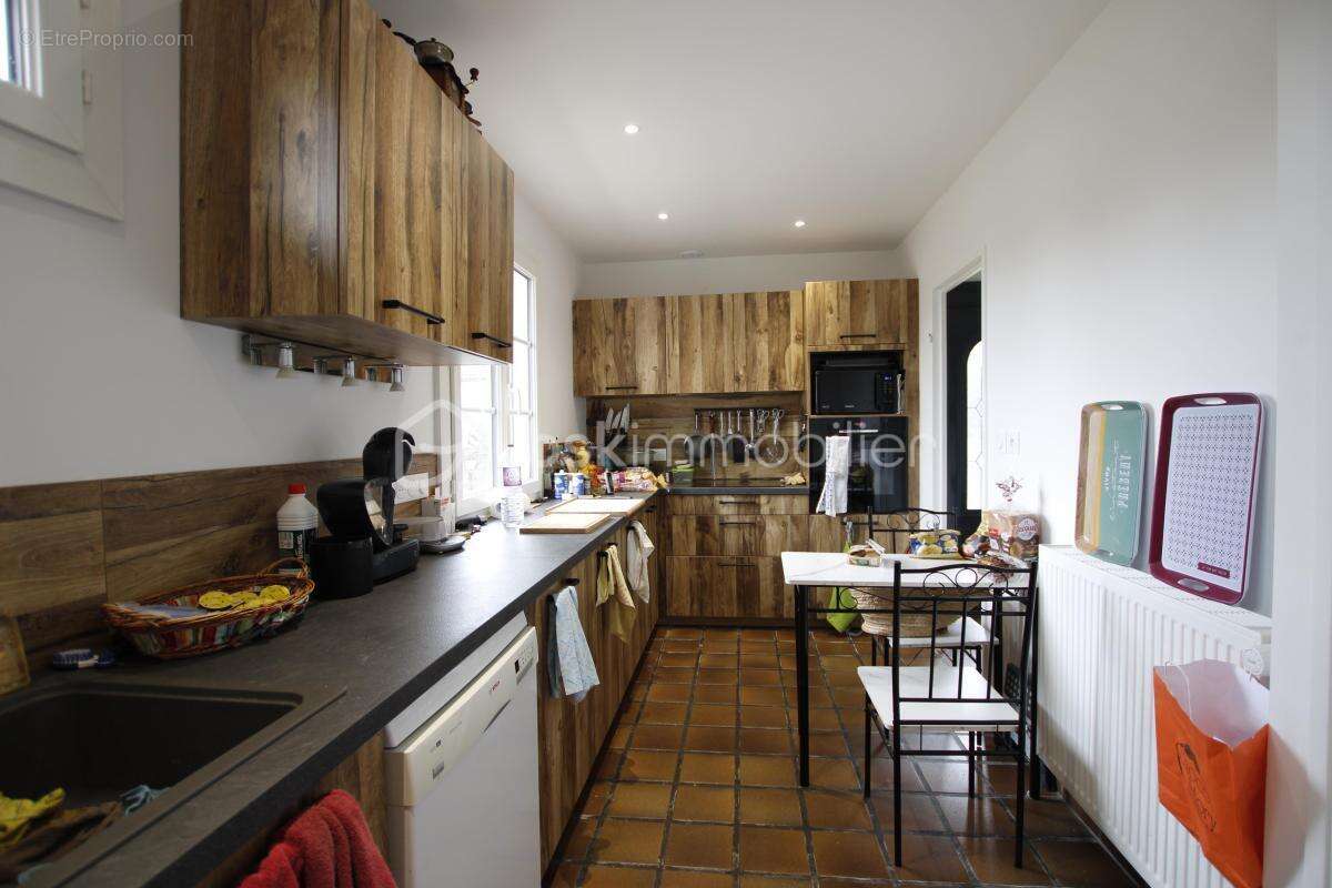 Maison à LE CHATELET-EN-BRIE