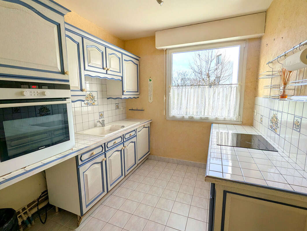 Appartement à MONTIGNY-LE-BRETONNEUX