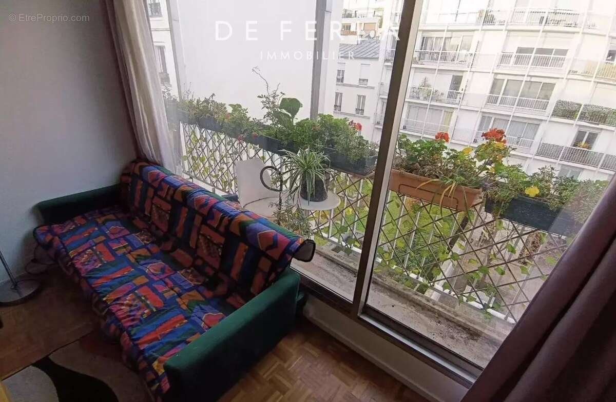 Appartement à PARIS-15E