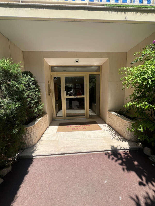 Appartement à ROQUEBRUNE-CAP-MARTIN