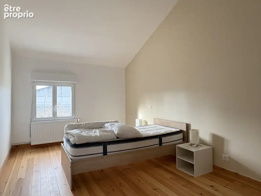 Cognac, quartier Saint-Jacques. Une maison de ville familiale avec patio - terrasse ! - photo 8