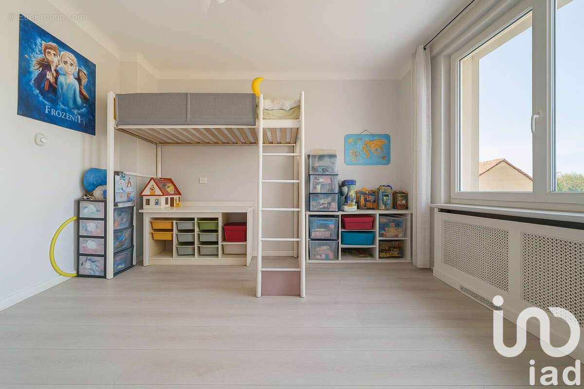 Photo 2 - Appartement à AUGNY