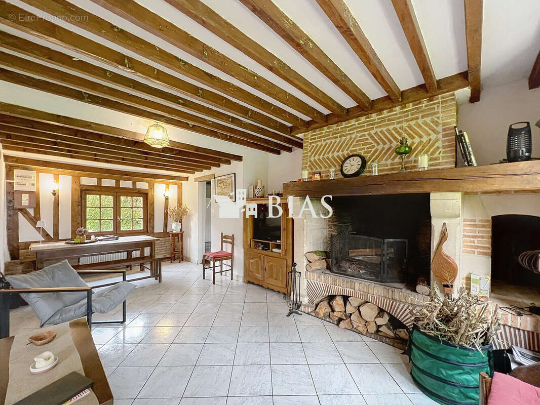 Maison à BERNAY