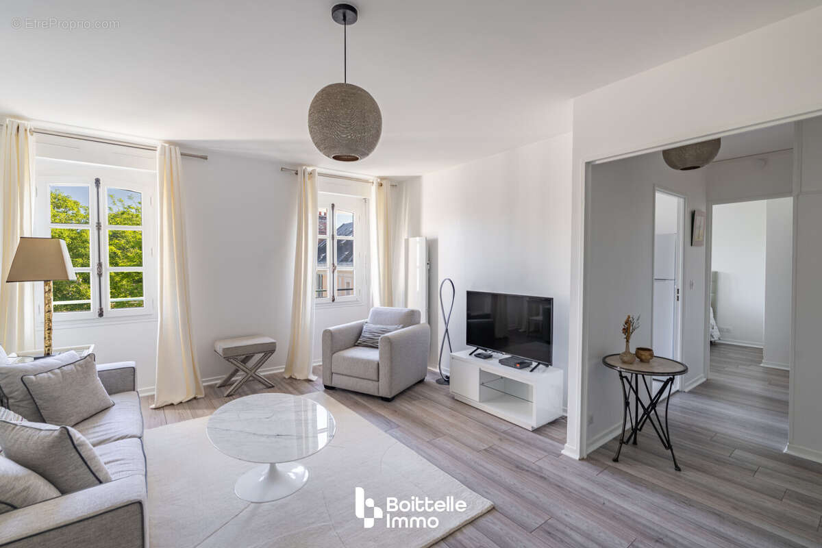 Appartement à FONTAINEBLEAU