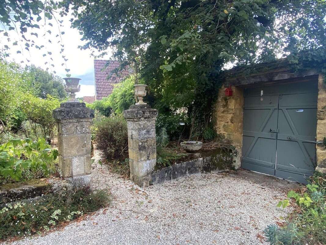 IMG8410 2 - Maison à BEYNAC-ET-CAZENAC