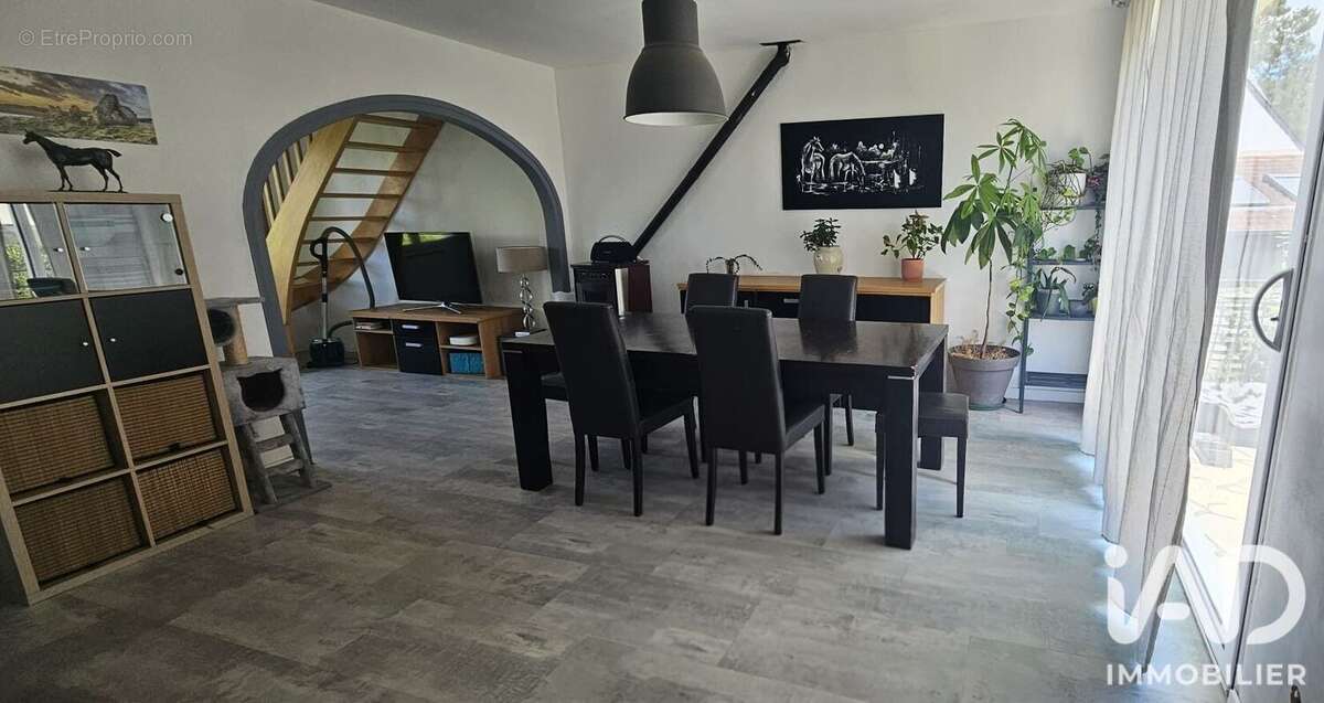 Maison 103 m² à Pleumeur-Bodou  - photo 2