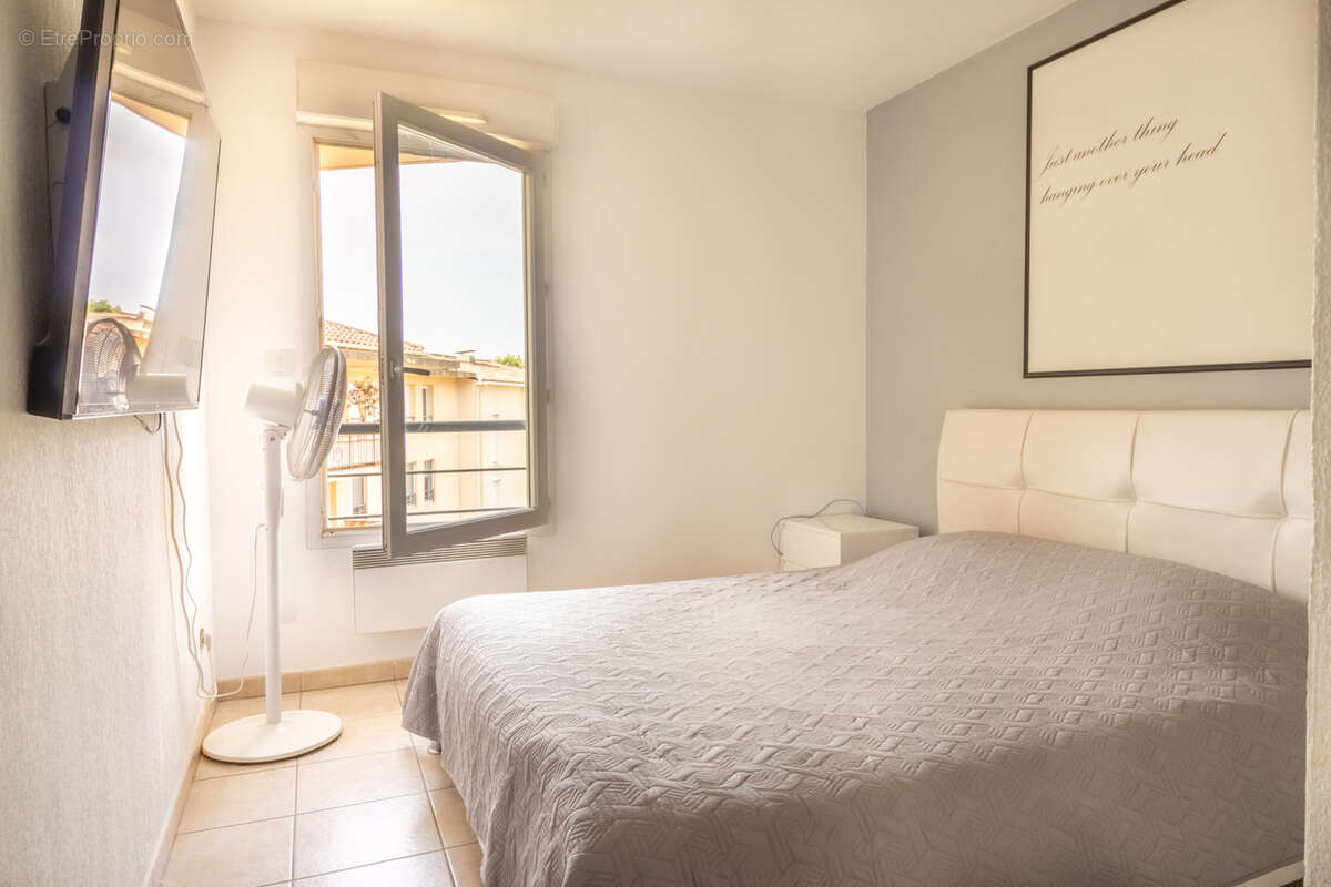 Appartement à HYERES