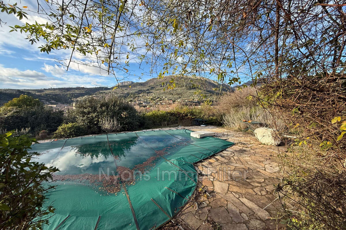 Maison à BUIS-LES-BARONNIES