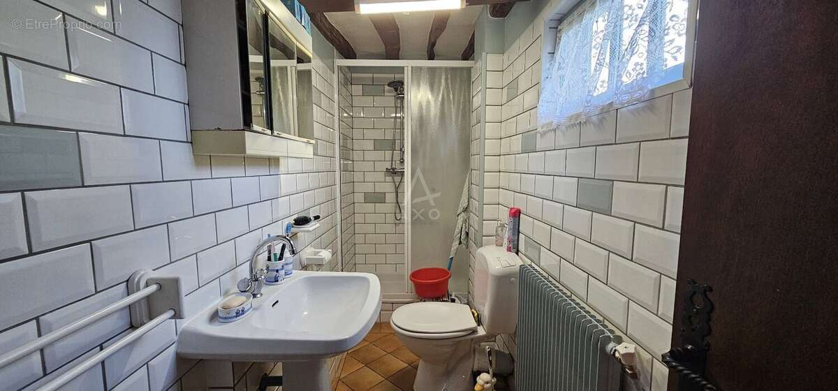 Maison à PONT-L&#039;EVEQUE