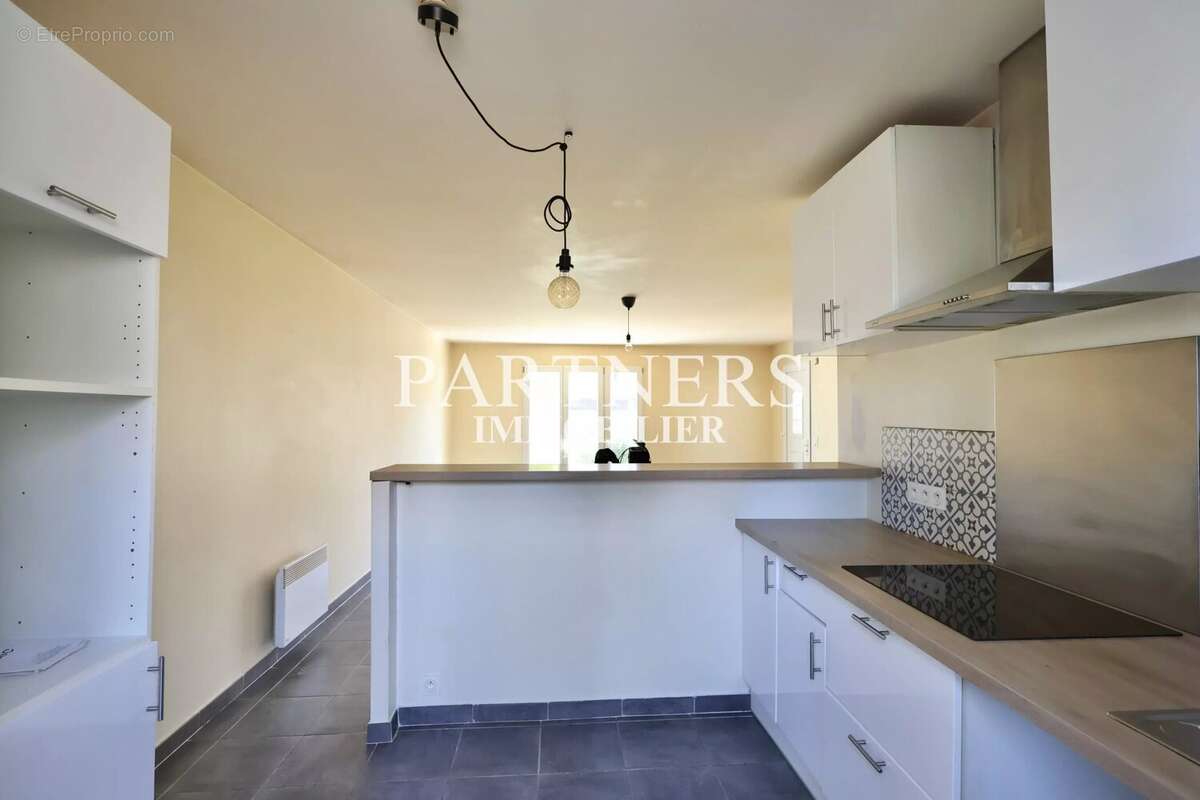 Appartement à SALON-DE-PROVENCE