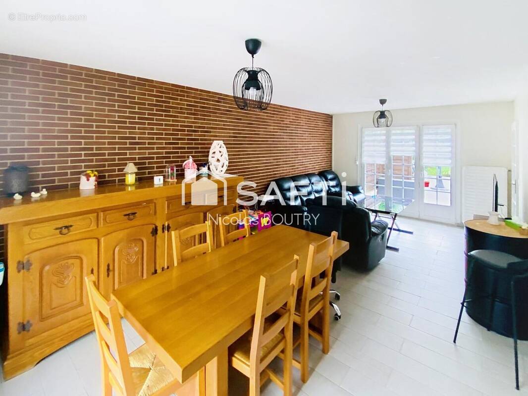 Photo 1 - Maison à HARLY