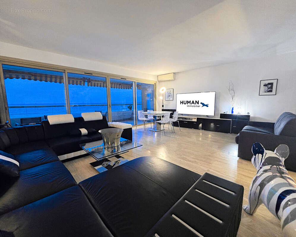 Appartement à VILLENEUVE-LOUBET
