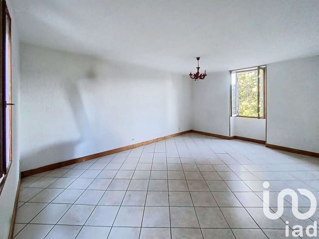 Photo 2 - Maison à TERRASSON-LAVILLEDIEU