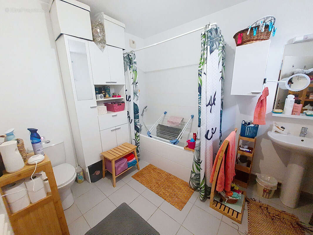 Appartement à MARSEILLE-12E