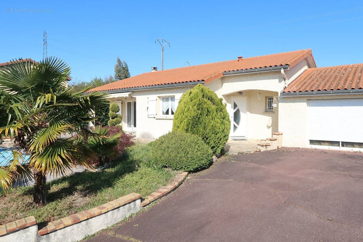 Maison à SAINT-CYPRIEN