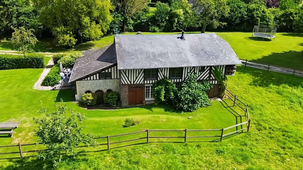 Ancien pressoir dans la belle campagne de Pont-L'évêque - photo 2