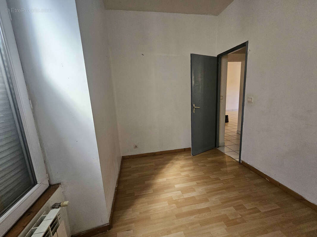 Appartement à MAUVES