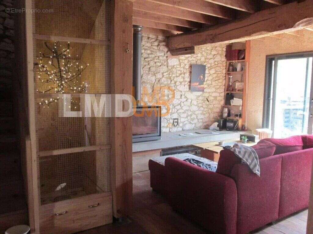 Maison  T4, jardin et dépendances - photo 8