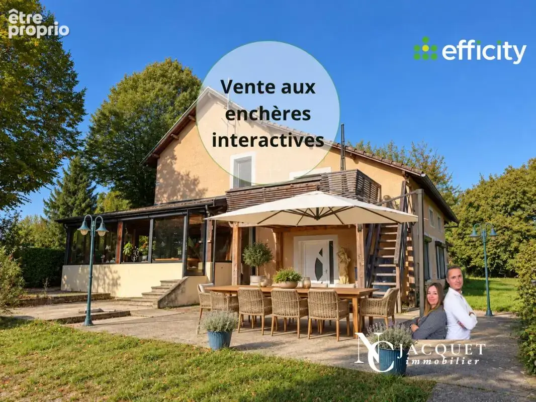 Maison à LES ABRETS