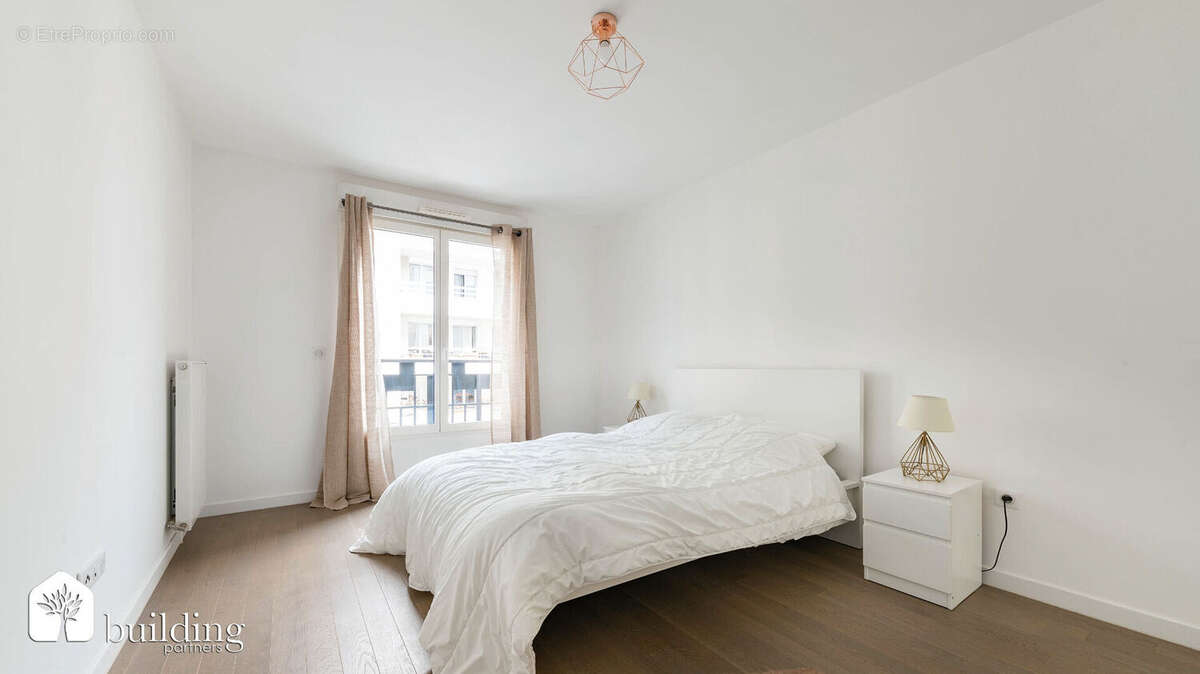 Appartement à LEVALLOIS-PERRET