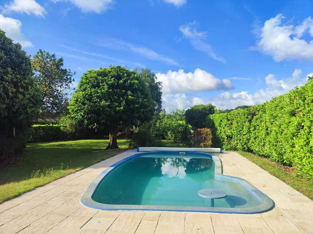 Maison de village du XVIIIe siècle avec piscine et jardin - photo 14