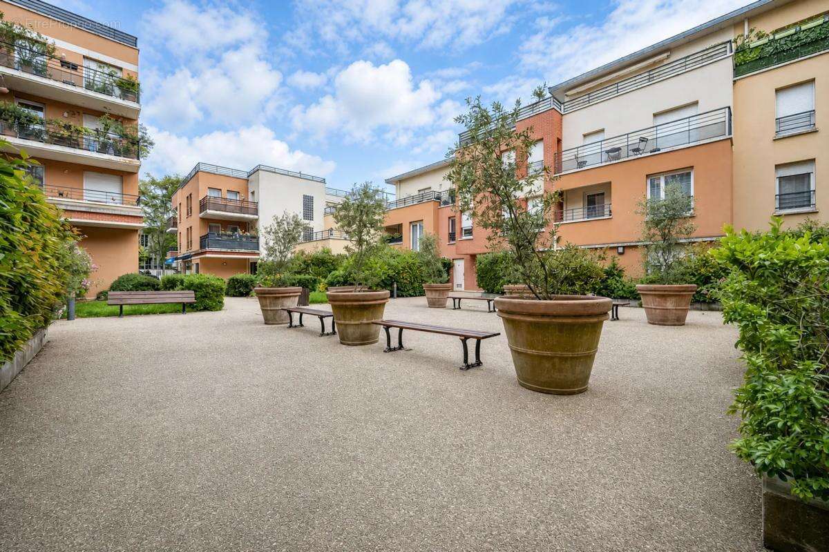 Appartement de 5 pièces de 76 m² à Conflans - photo 8
