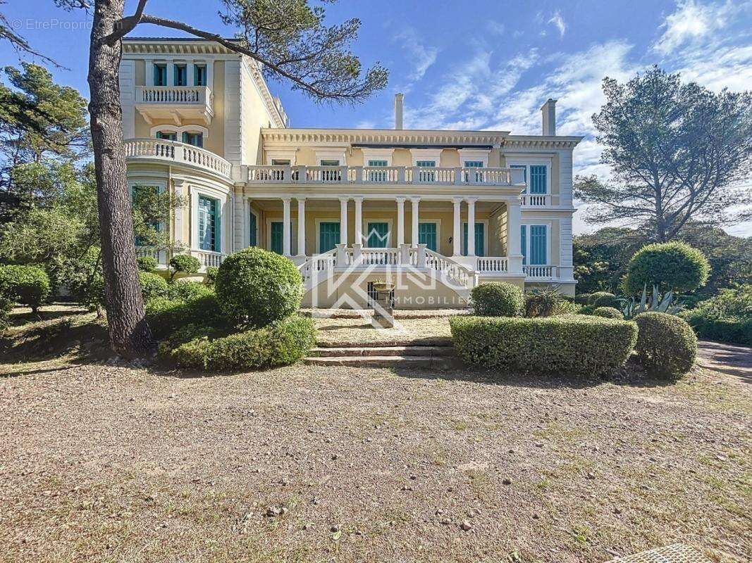 Appartement à SAINT-RAPHAEL