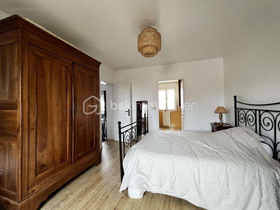 Maison à MAGNY-LE-HONGRE