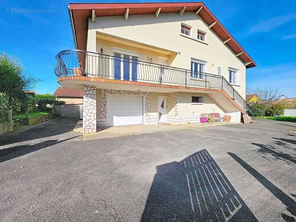 Maison à SAINT-JUST-CHALEYSSIN