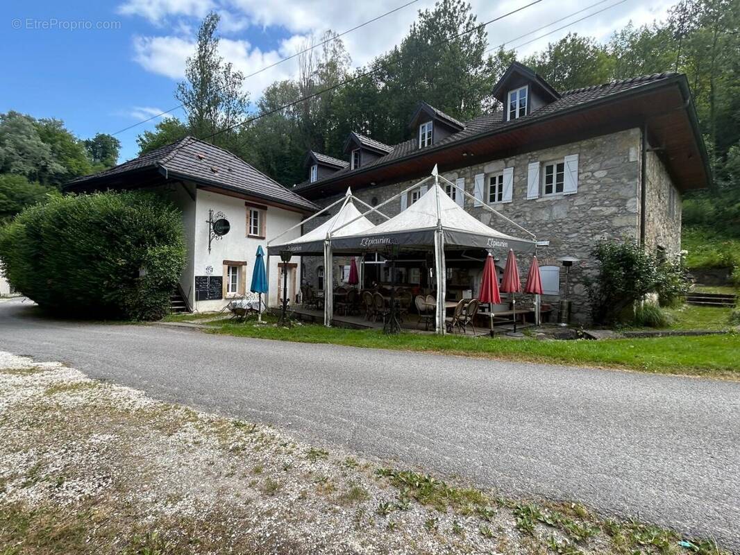 Commerce à CHAVANOD