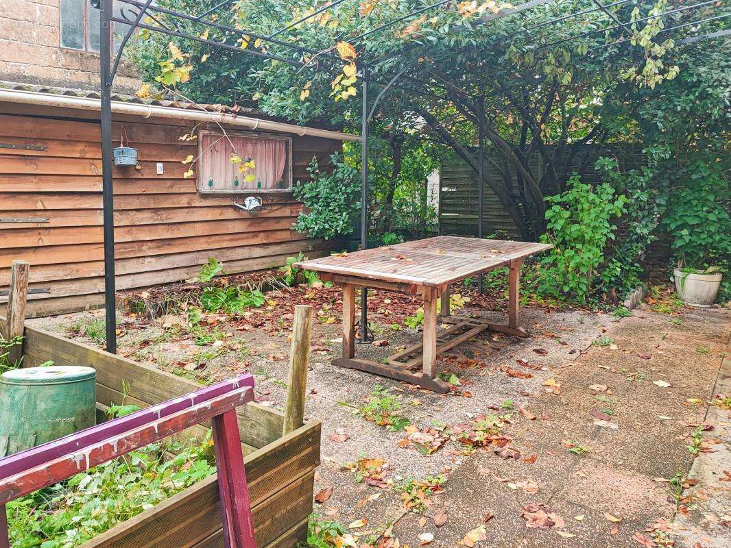 Maison à SAINT-ASTIER