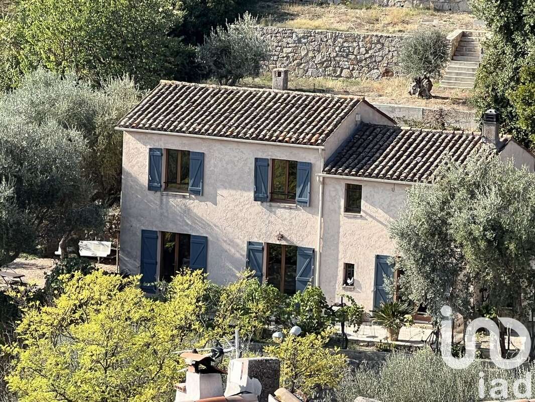 Photo 2 - Maison à TOURRETTES