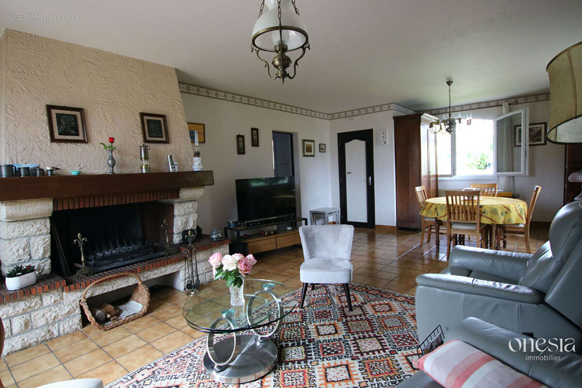 Maison à LONS