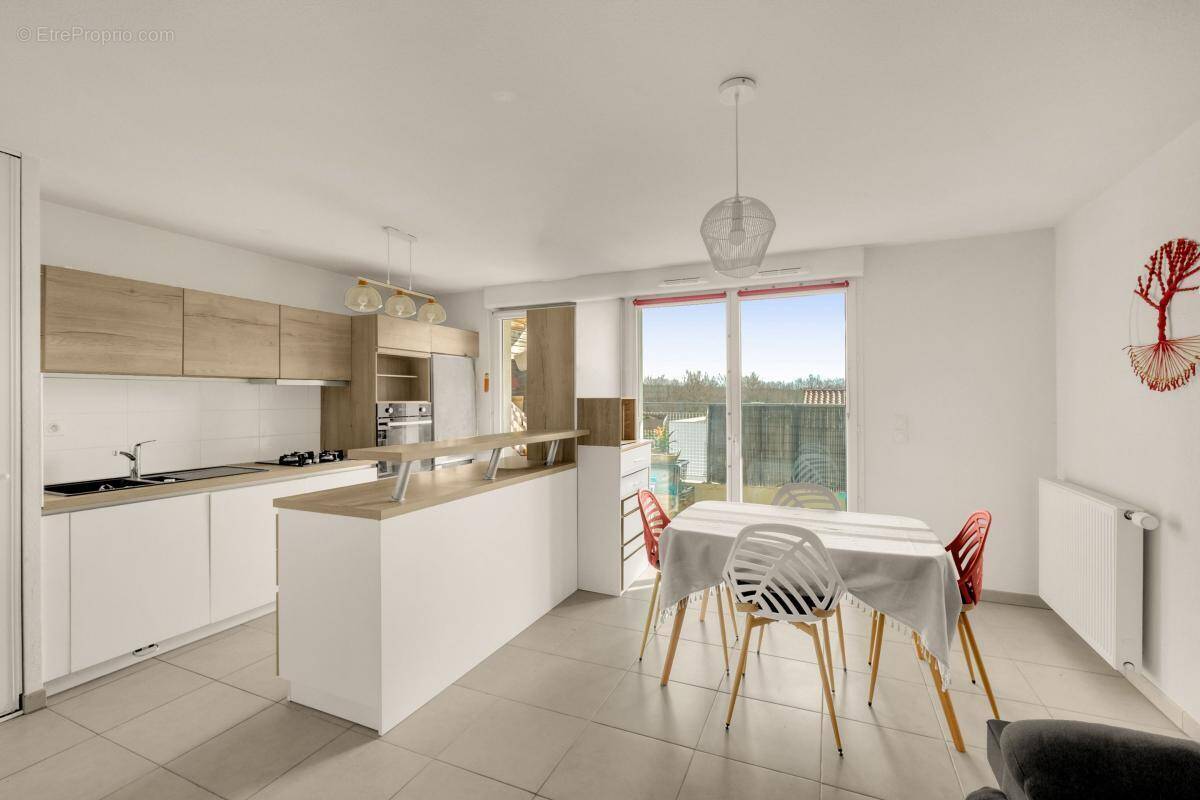 Appartement à SAINT-ORENS-DE-GAMEVILLE