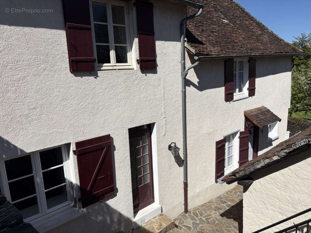 Maison à ARNAC-POMPADOUR