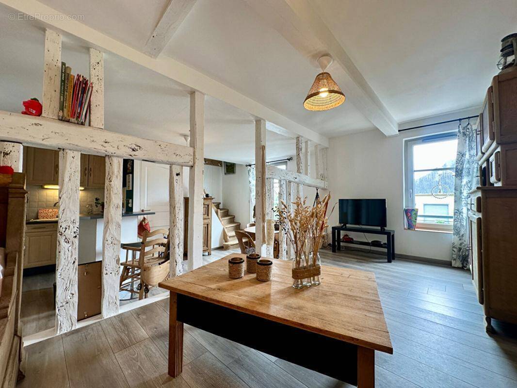 Appartement à PONT-L&#039;EVEQUE