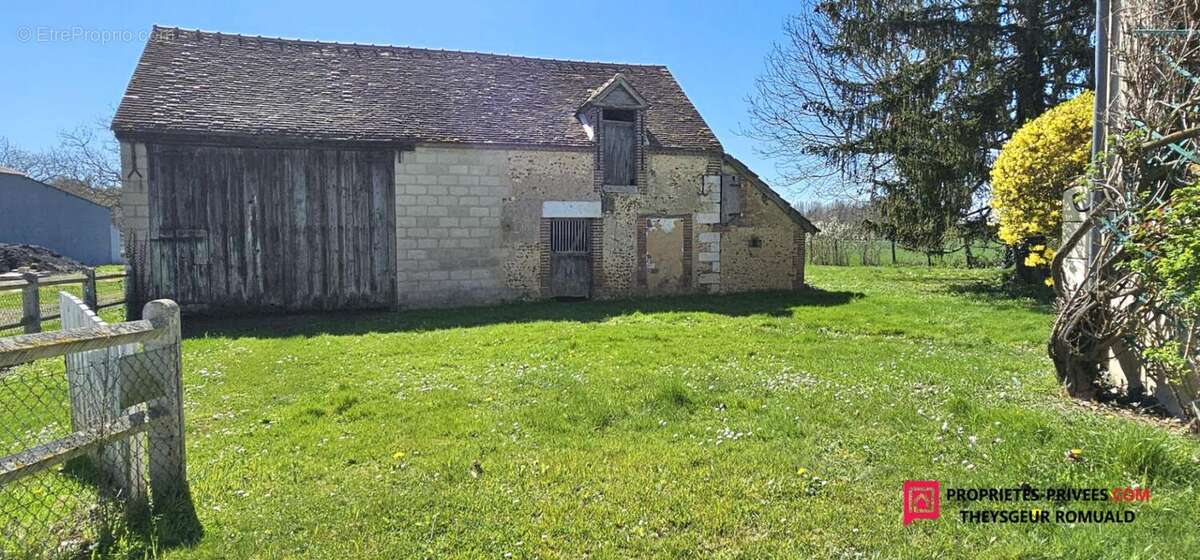 Maison à COURTENAY