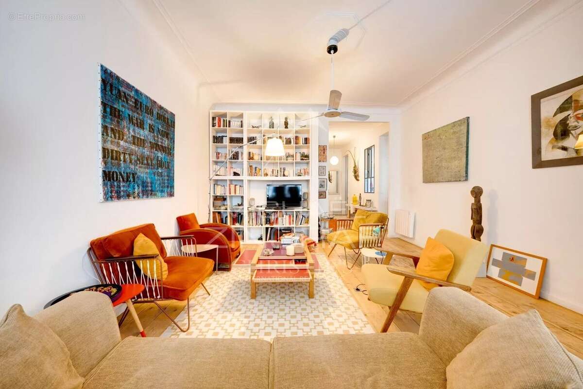 Appartement à MARSEILLE-6E