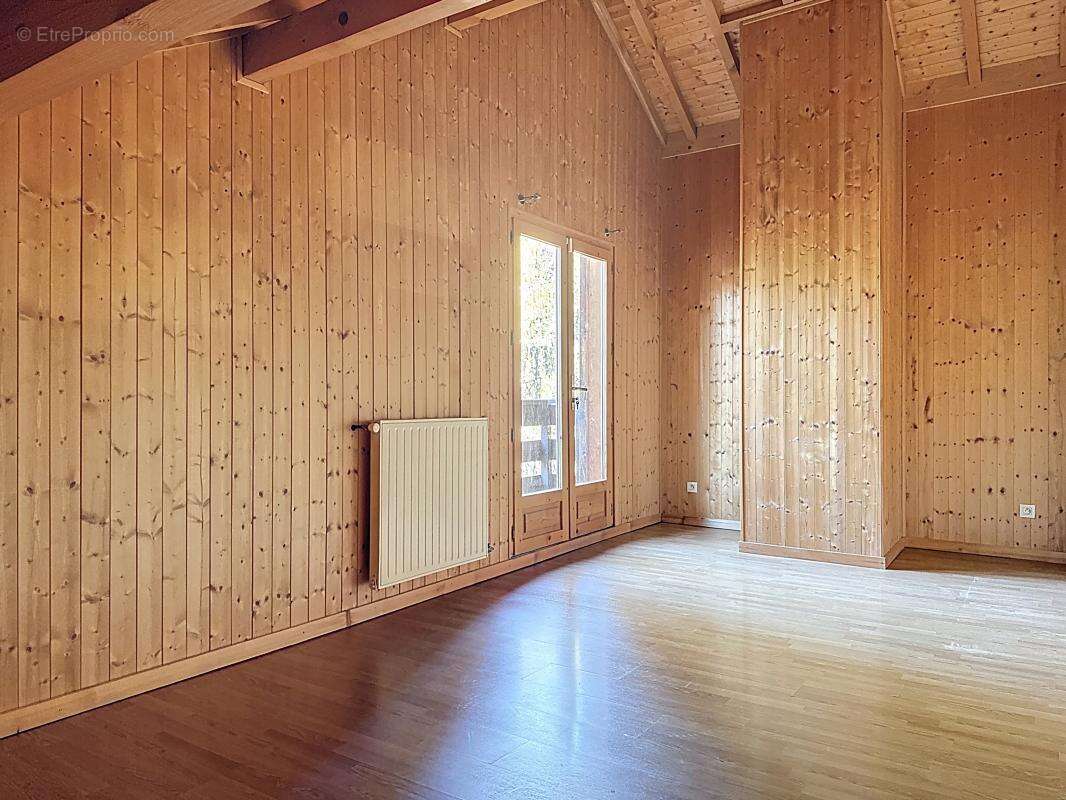 Maison à THORENS-GLIERES