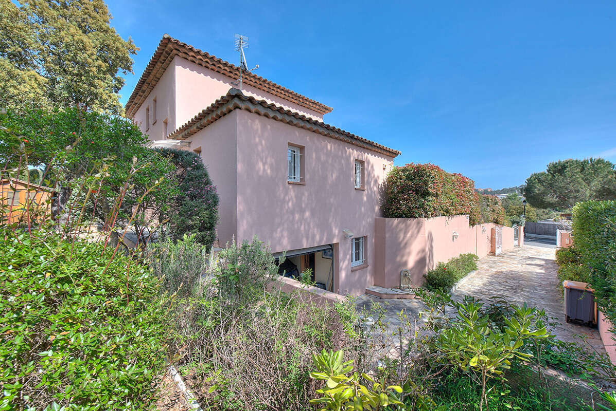 Maison à SAINT-RAPHAEL