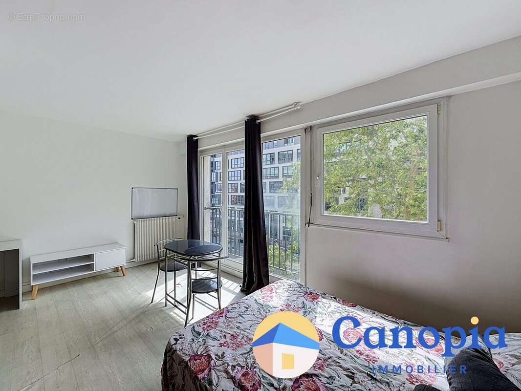 Appartement à MONTROUGE