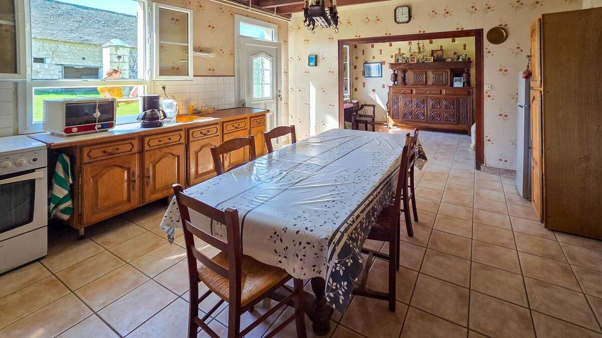 Photo 4 - Maison à VERNOIL