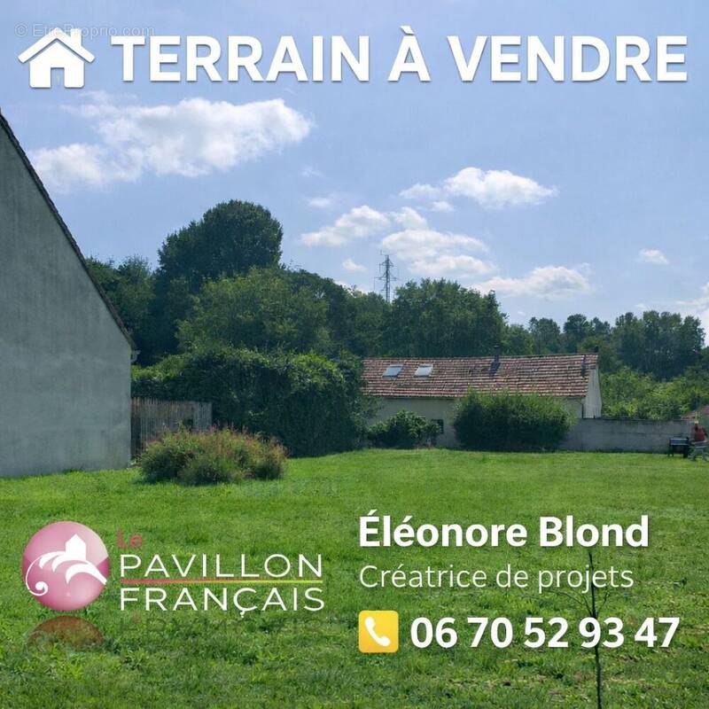 Terrain à MONTRY