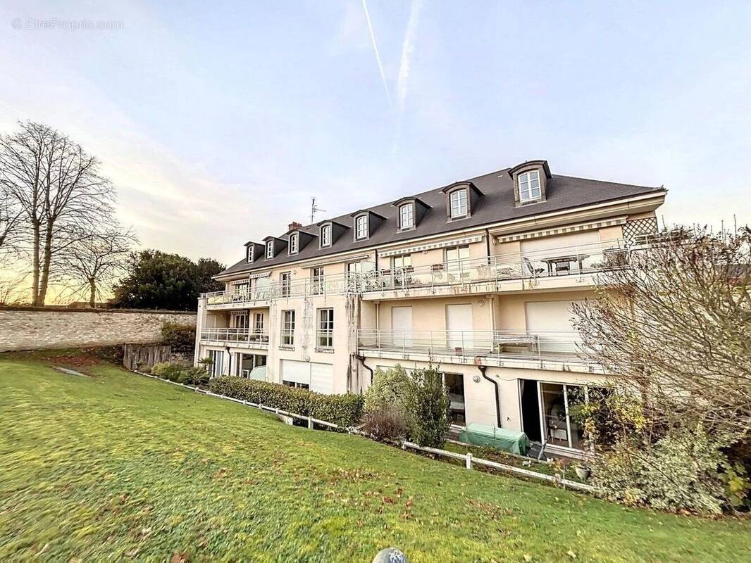 Appartement à COMPIEGNE