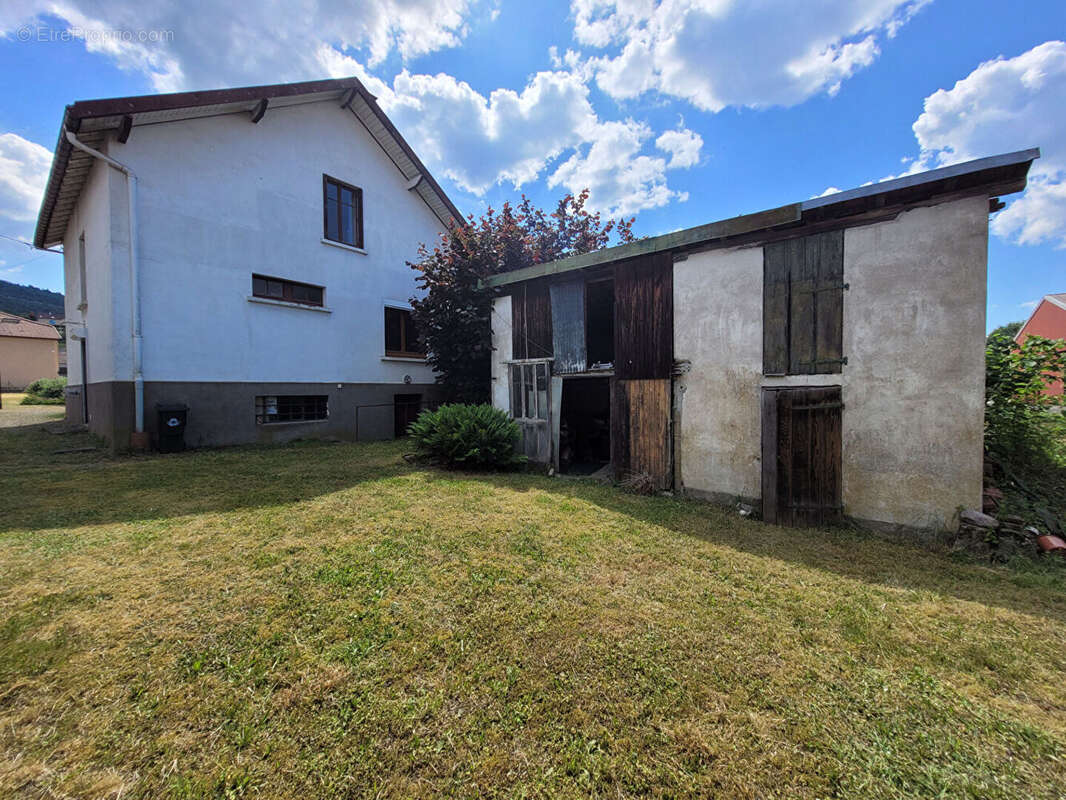 Maison à LE THILLOT